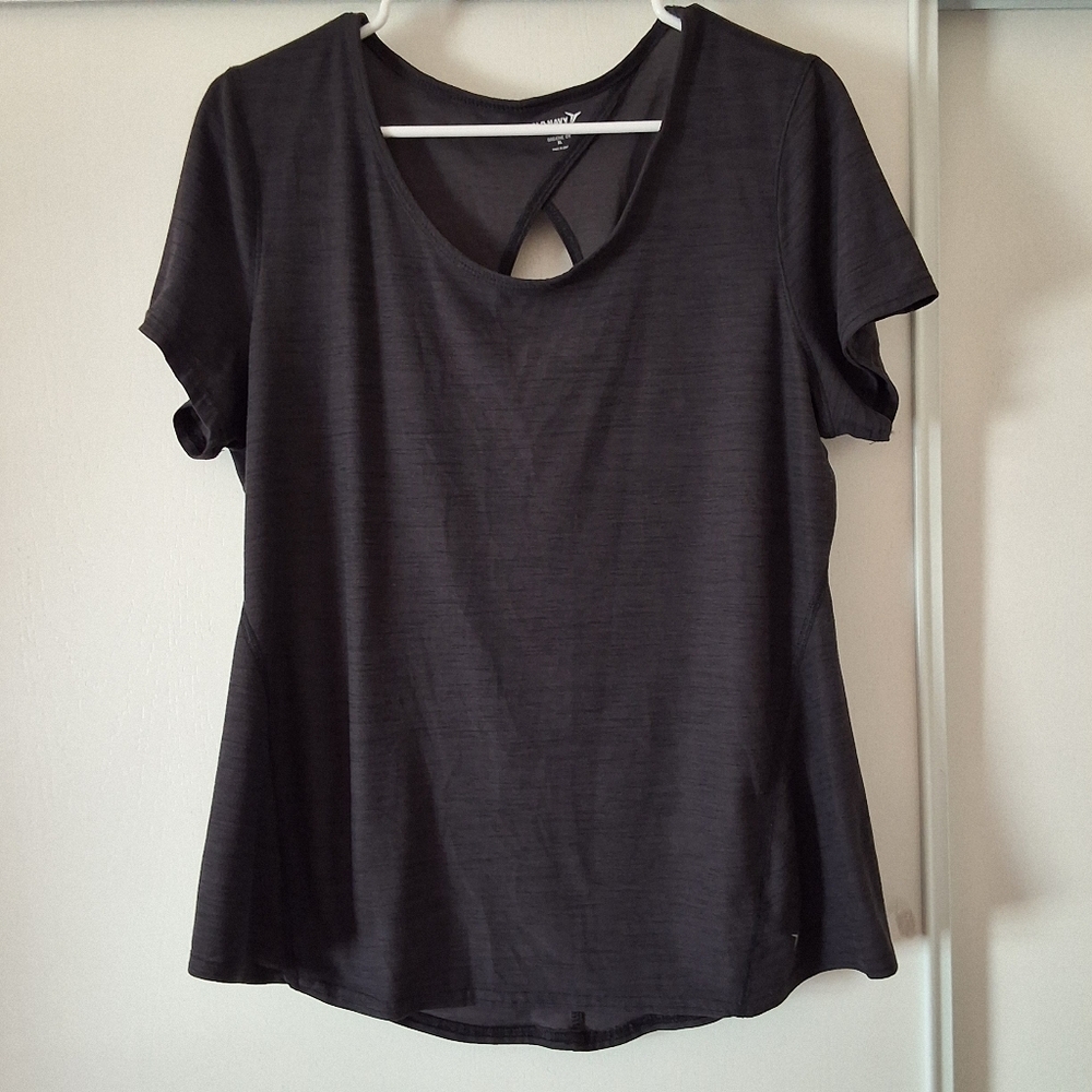 Old Navy Active Breathe On Gray Short Sleeve Top Size XL .